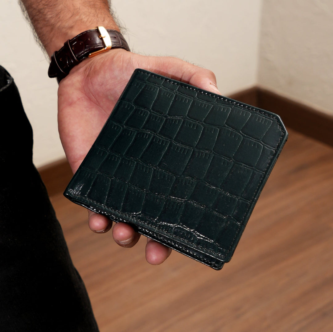 Luxury Green Napa Leather Wallet – Slim Croc-Pattern Design with Coin Pocket & Card Slots