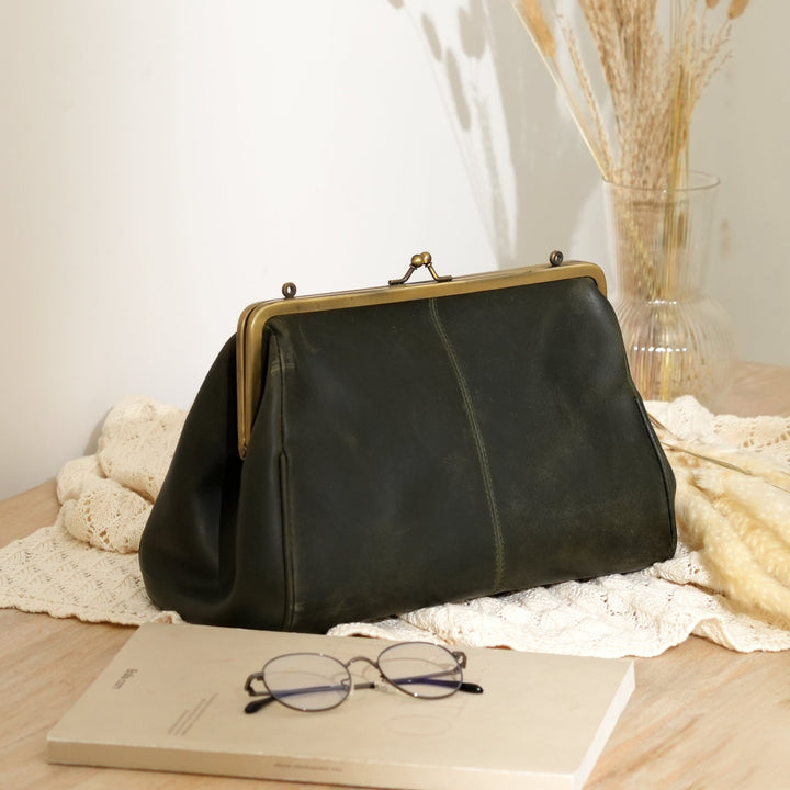 Premium Full-Grain Green Leather Sling Bag | Croc Texture | Elegant Kiss-Lock Side Bag for Women