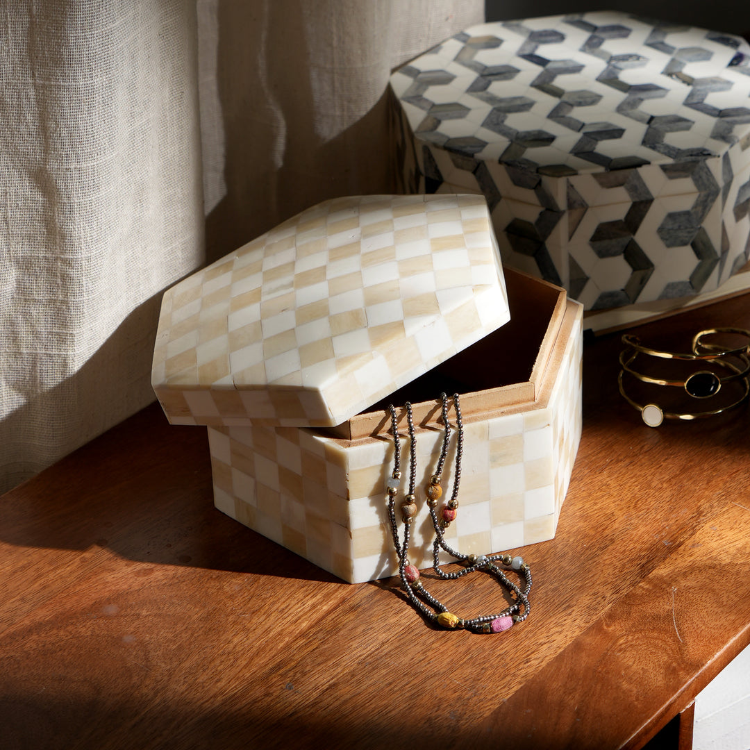Checkered Carnival Pattern Box