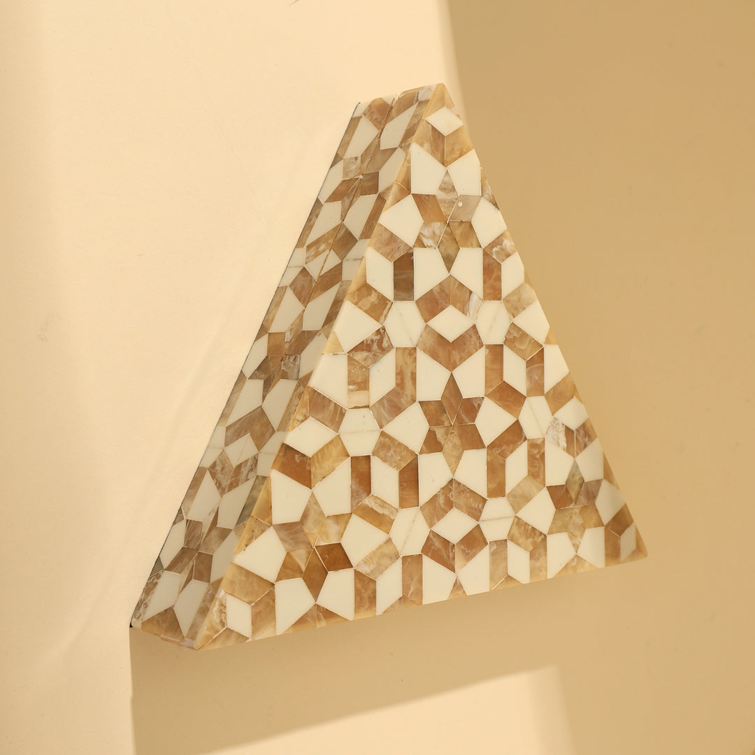 BOÎTE TRIANGLE MOTIF GÉOMÉTRIQUE