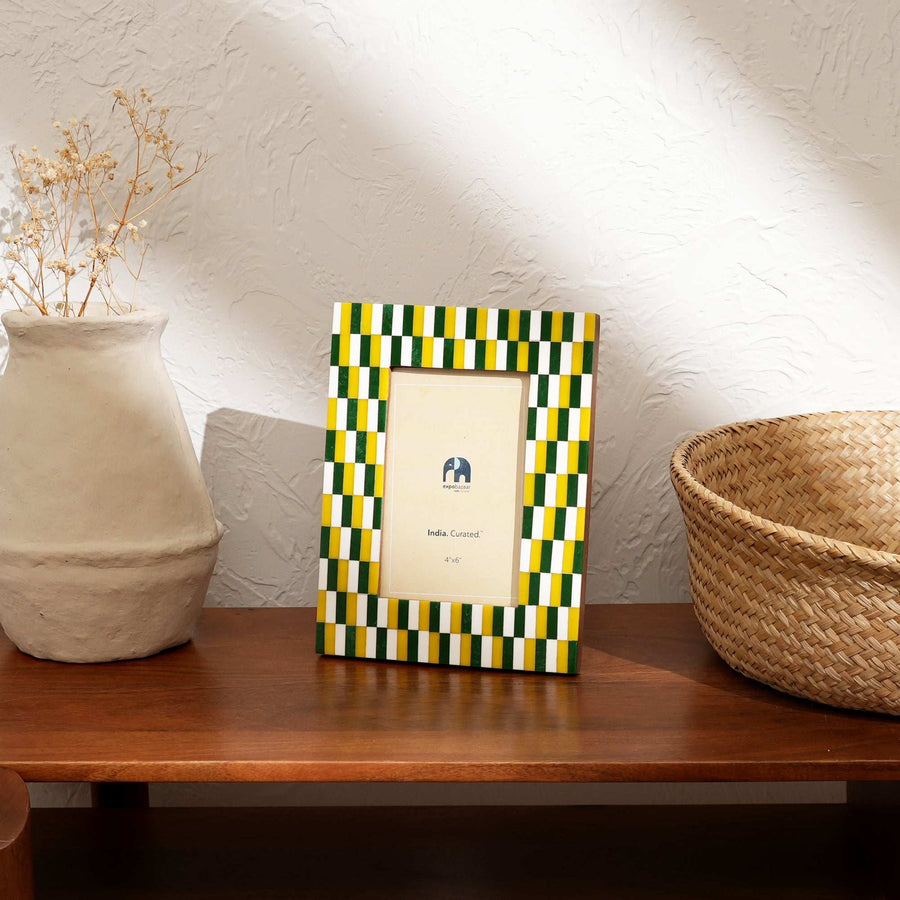 Mosaic Resin Photo Frame