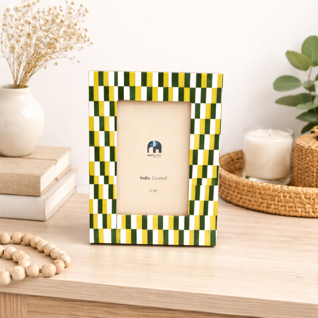 Mosaic Resin Photo Frame