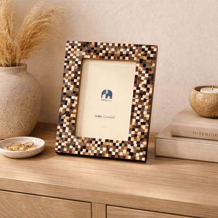 Checked Pattern Photo Frame