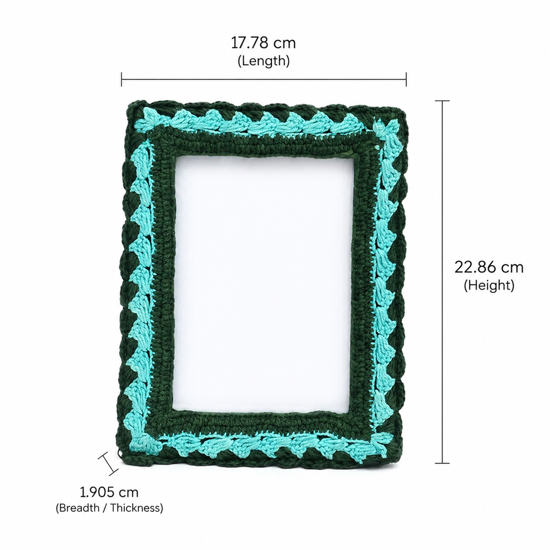 Sage Serenity Crochet Photo Frame 5×7 Inch – Green & Blue Décor