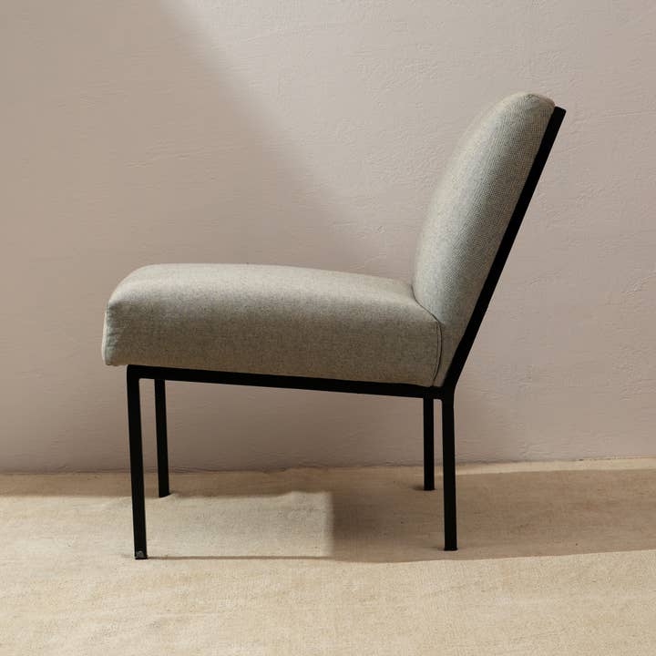 Modern Cotton Lounge Chair – Upholstered Accent Chair with Black Iron Frame | Light Grey