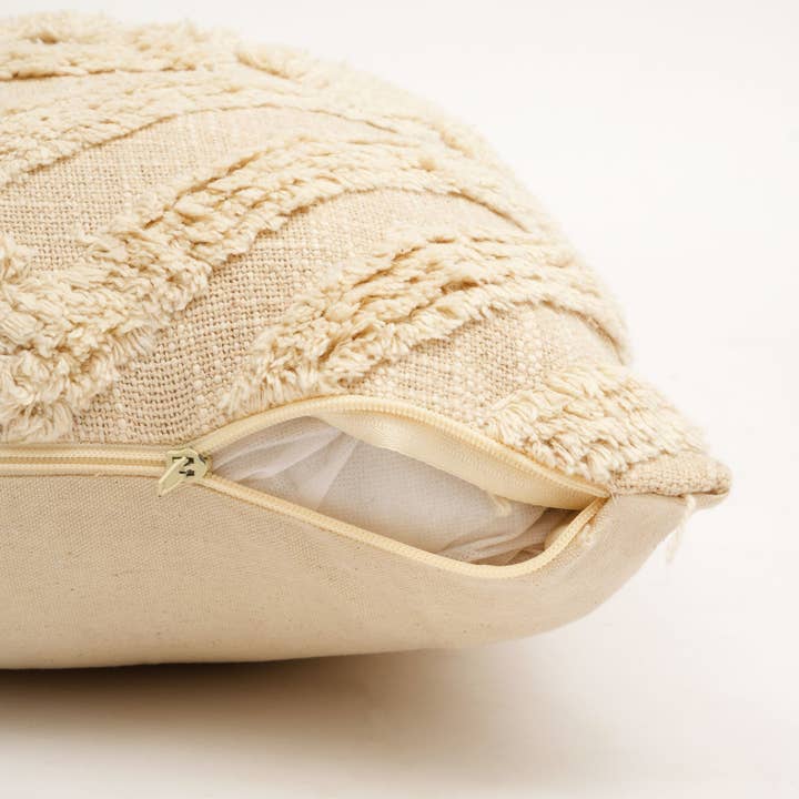 DiamondNest Tufted Cotton Cushion – Natural 40 × 40 cm