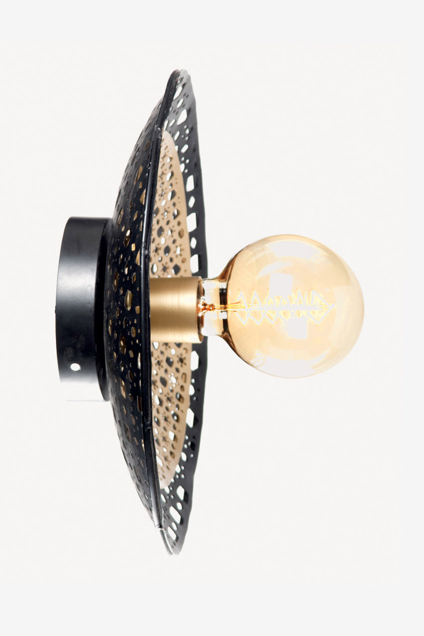 Lámpara de pared clásica de hierro en negro y dorado LOUVER