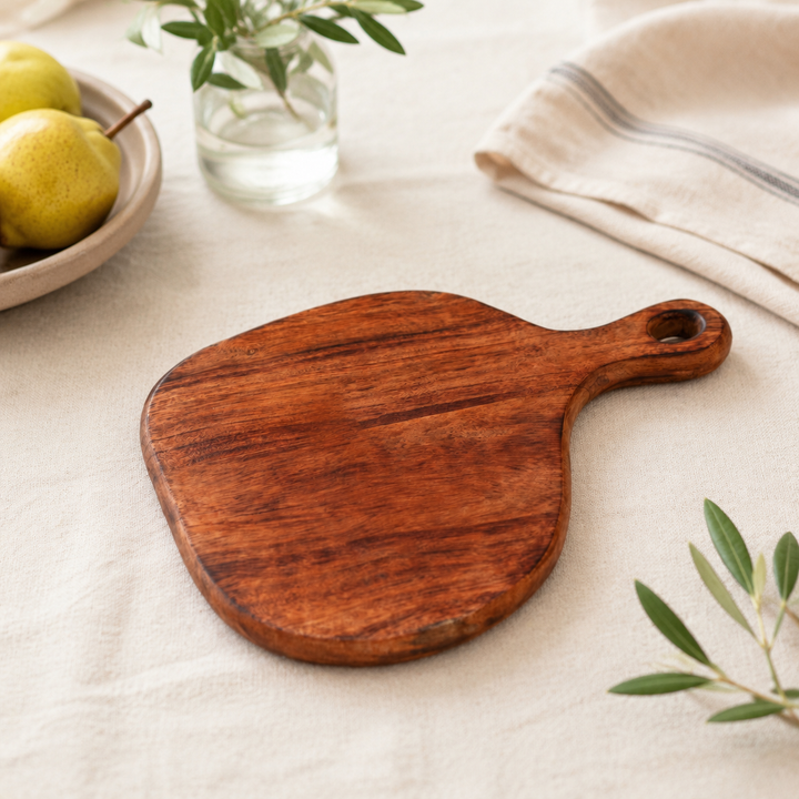 Rustic Loop Chopping Board in Acacia Wood 22x32 cm