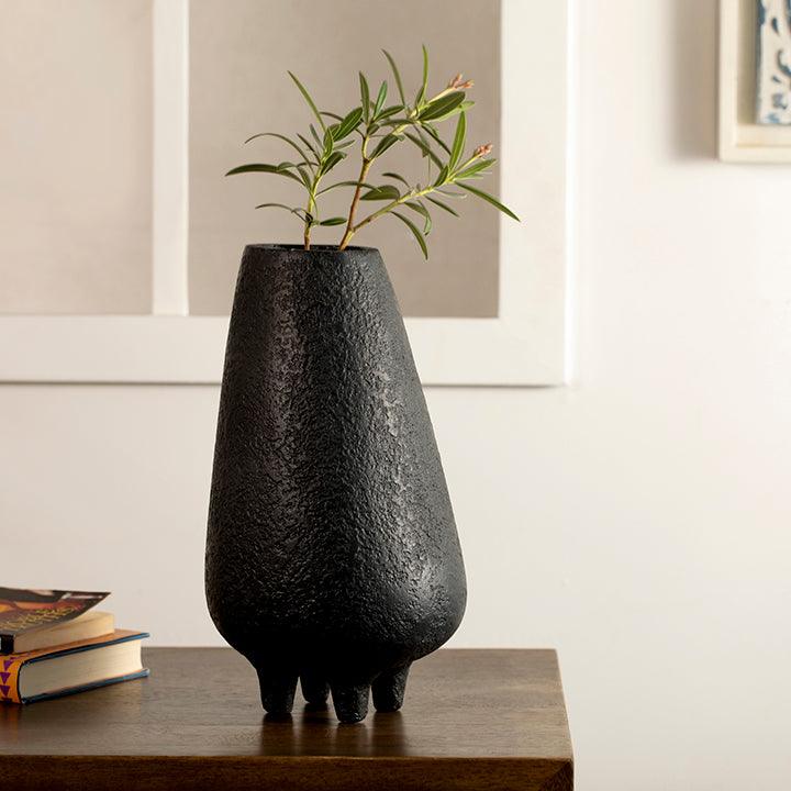 MIDNIGHT TERRACOTTA VASE (TALL) (TCDEA2211)