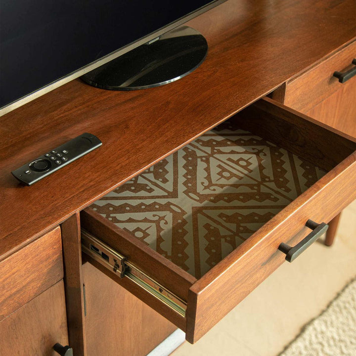 OLD WORLD TRIPLE DRAWER CABINET (WDFNA2791)